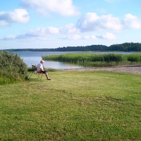 Soederoe Stugby Villa Finstrom Kültér fotó